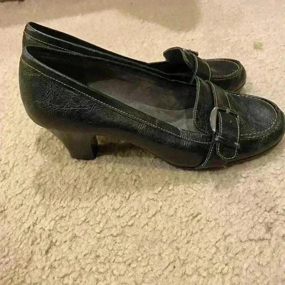 Aerasoles NWOT women’s size 9 Brown - Picture 2 of 3